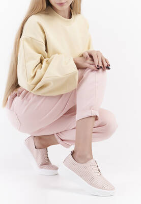 SP018 PÓŁBUT RÓŻOWY SKÓRA