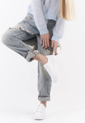 SP014 PÓŁBUT BIAŁY SKÓRA