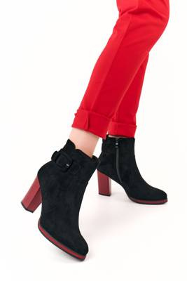 BT533 BOTKI CZARNY MIKROFIBRA